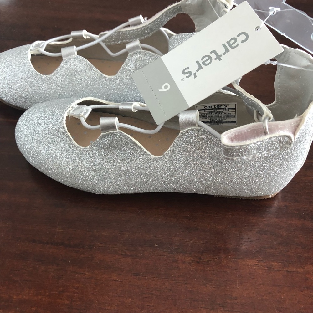 Girls shoes